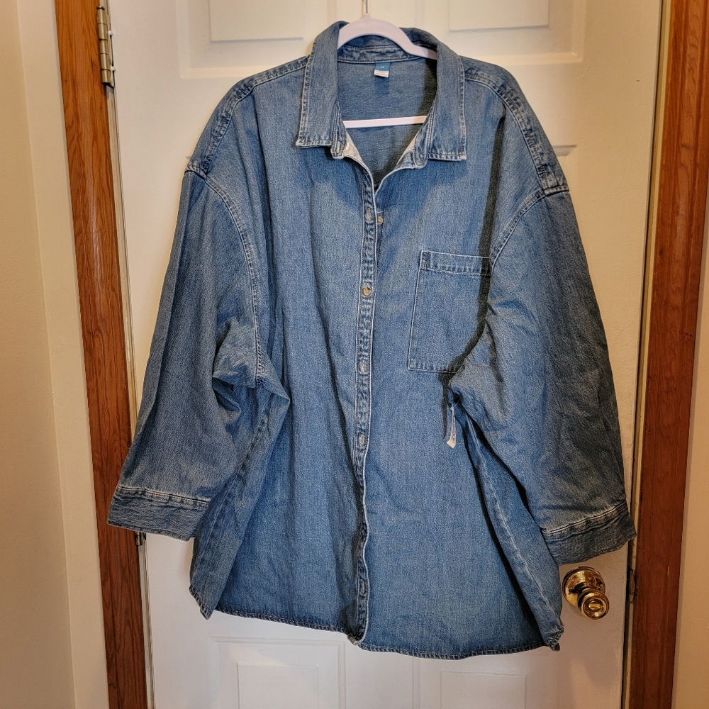 NWT old navy 4xl denim shirt.